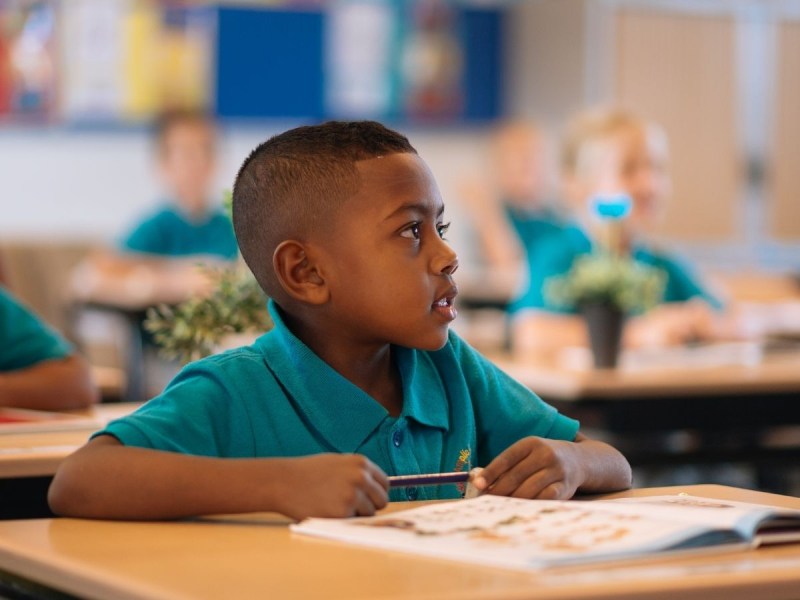 Grade school kids in a classroom